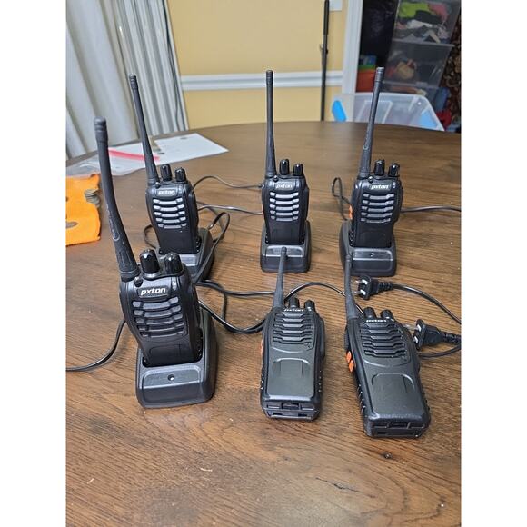 Pxton Walkie Talkie Long Range Two-Way Radio, 6 Walkie Talkie & 4 Charging Stand - Picture 1 of 16